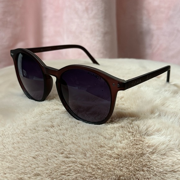 Tommy Hilfiger Accessories - Tommy Hilfiger Dream WP OL453 Round Sunglasses